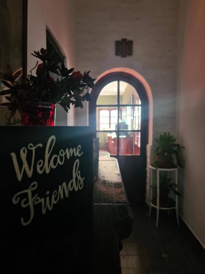 We Make You Feel At Home 산살바도르 드 쥬쥬이 외부 사진